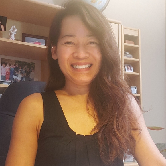 Meet your Posher, Marissa - Picture 2 of 2